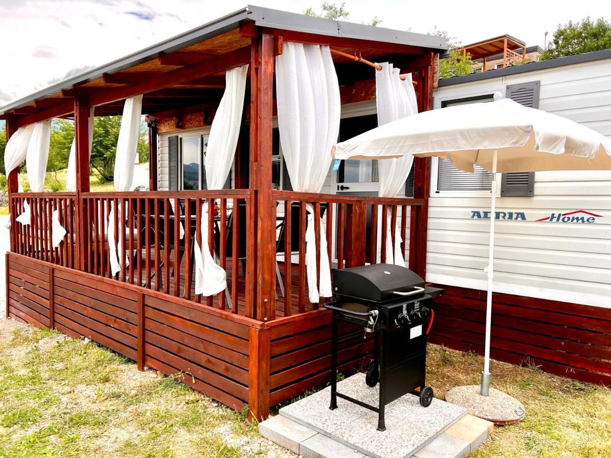 Mobile Home Nebo Luxus Klenovica Luaran gambar