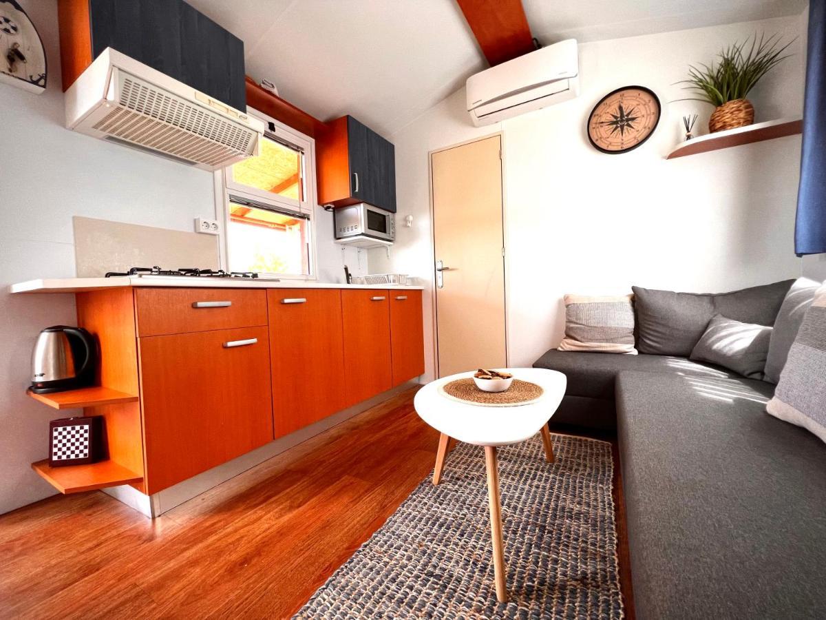Mobile Home Nebo Luxus Klenovica Luaran gambar