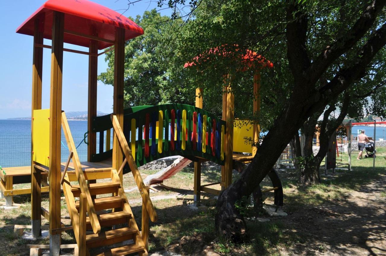 Mobile Home Nebo Luxus Klenovica Luaran gambar